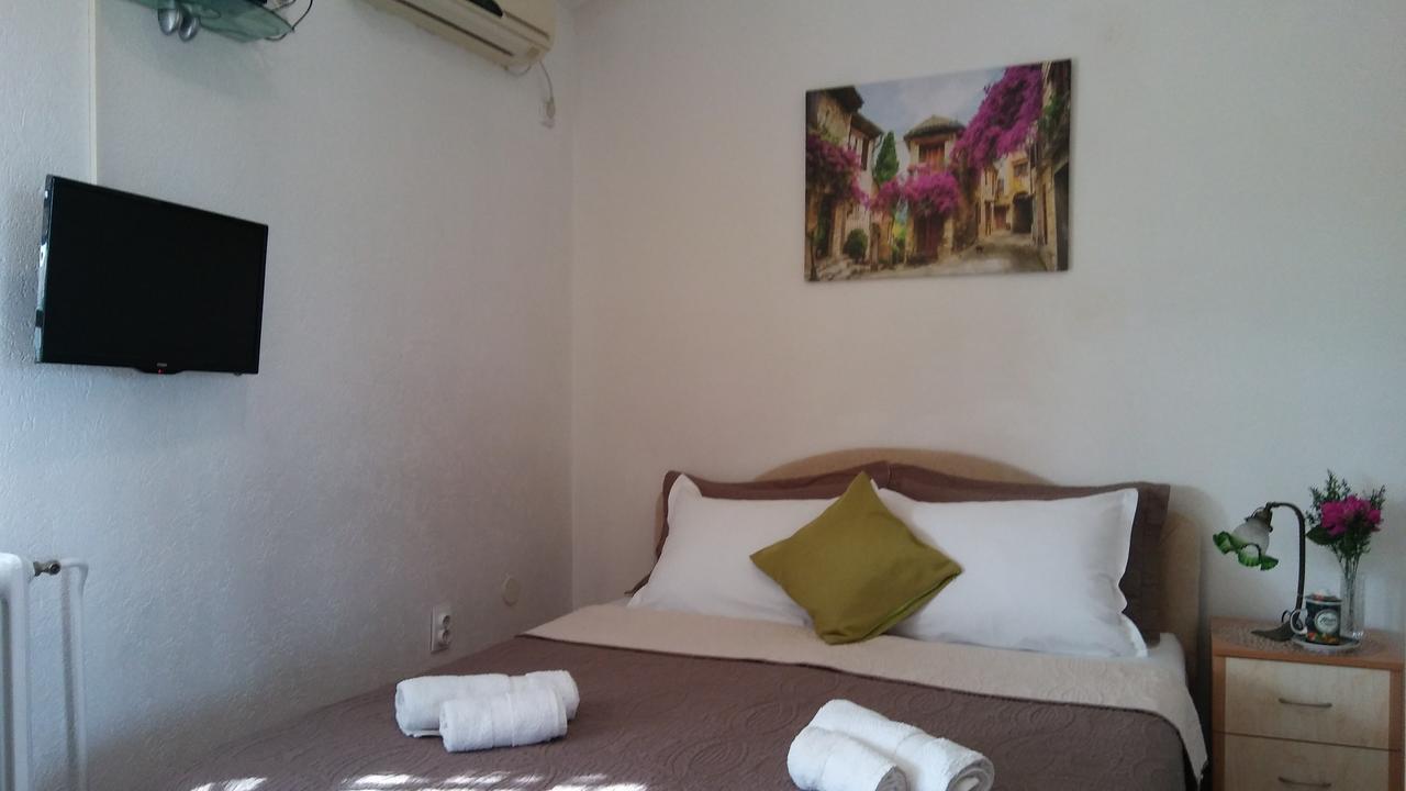 Guest house Villa Castio Petrovac Extérieur photo