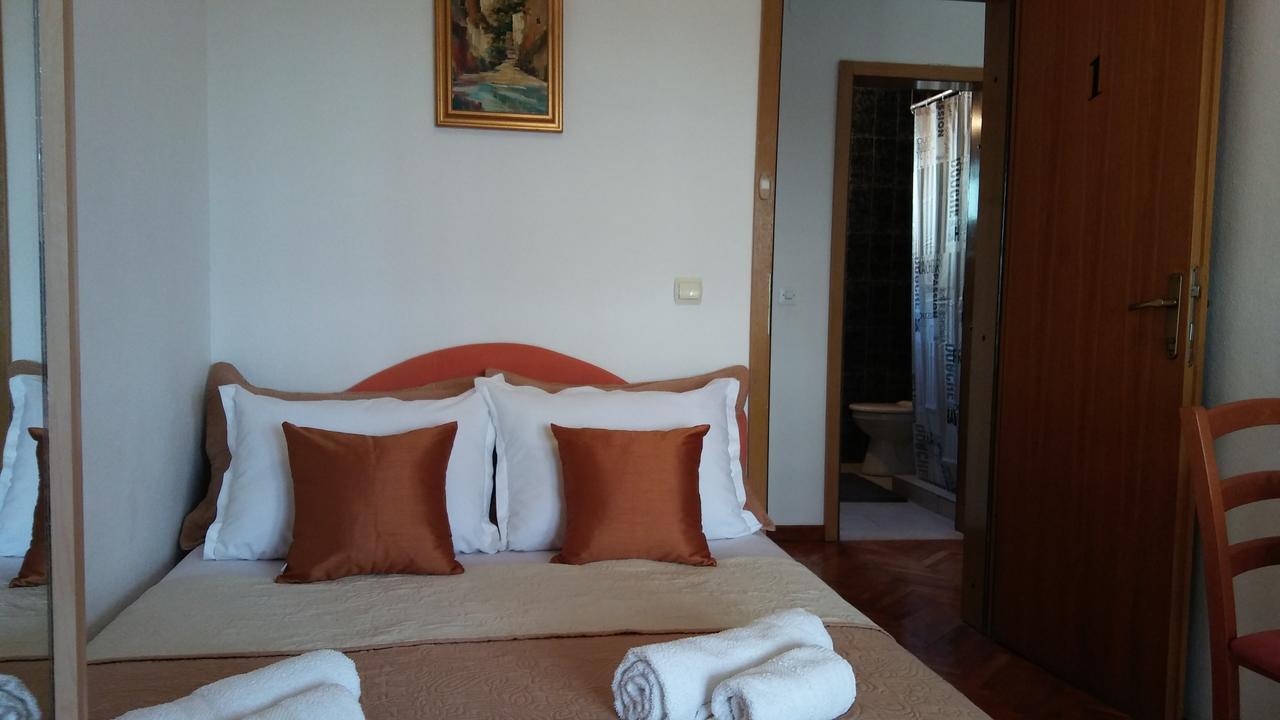Guest house Villa Castio Petrovac Extérieur photo