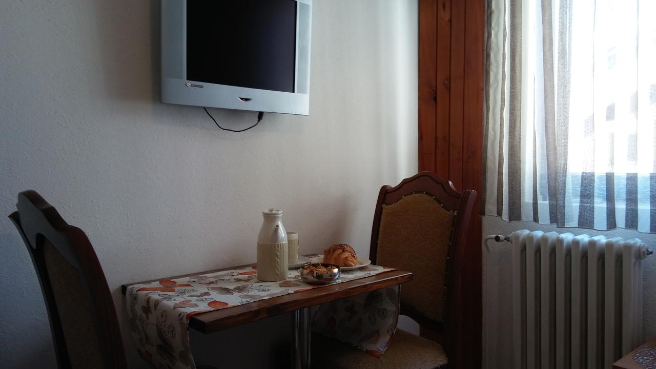 Guest house Villa Castio Petrovac Extérieur photo