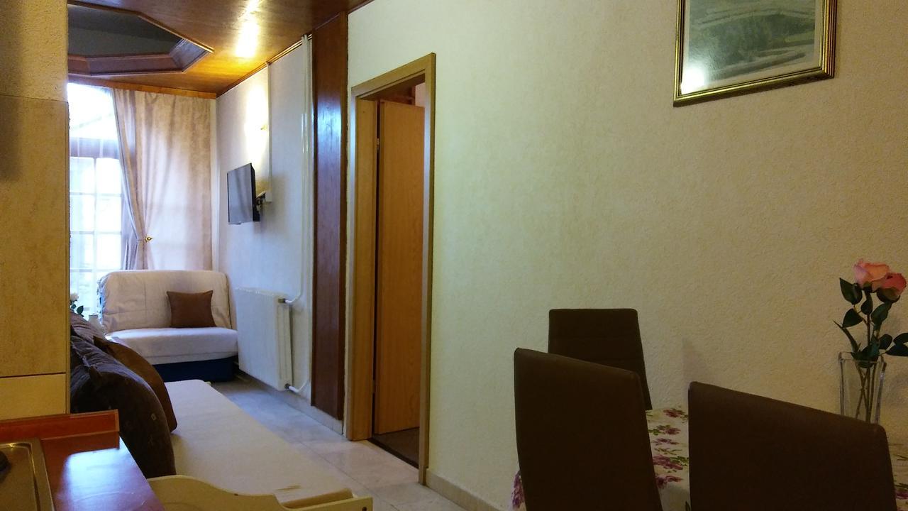 Guest house Villa Castio Petrovac Extérieur photo