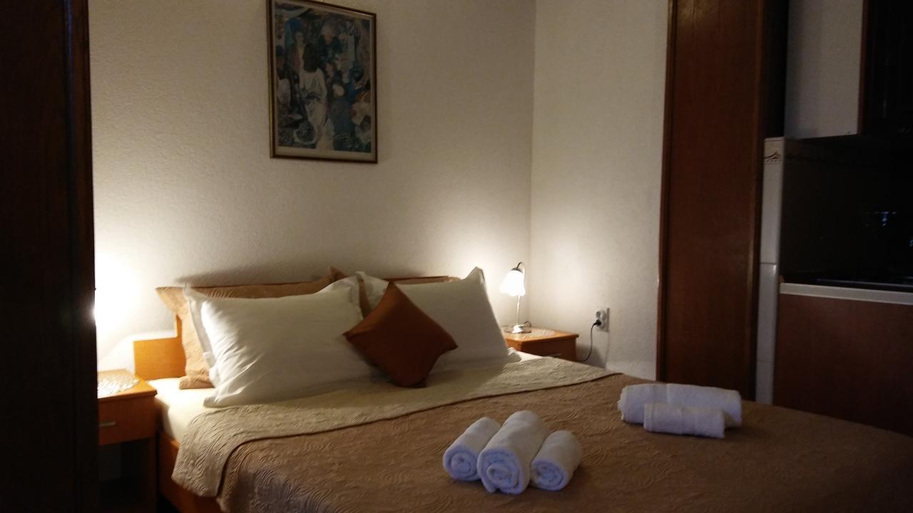 Guest house Villa Castio Petrovac Extérieur photo