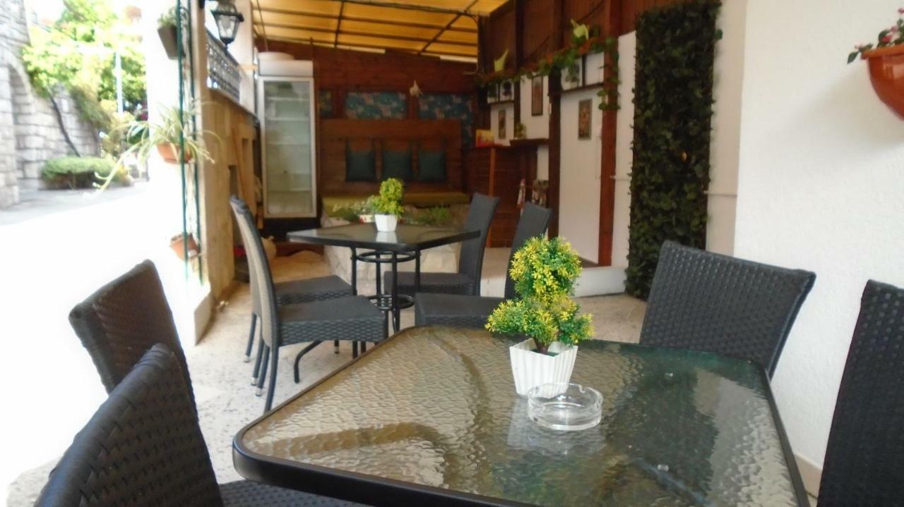 Guest house Villa Castio Petrovac Extérieur photo
